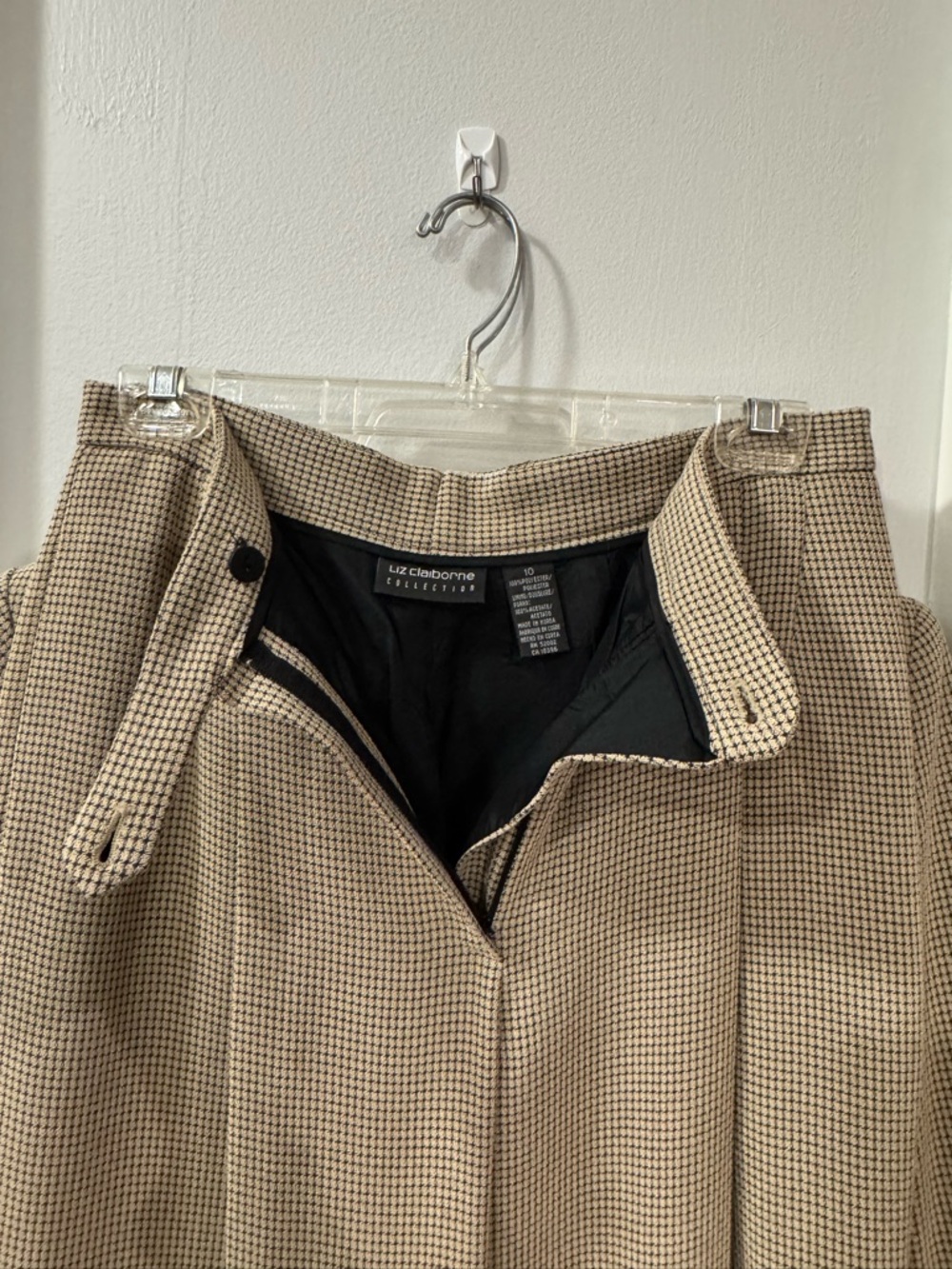 Liz Claiborne Tweed Women's Suit Jacket and Dress Set - Picture 8 of 9